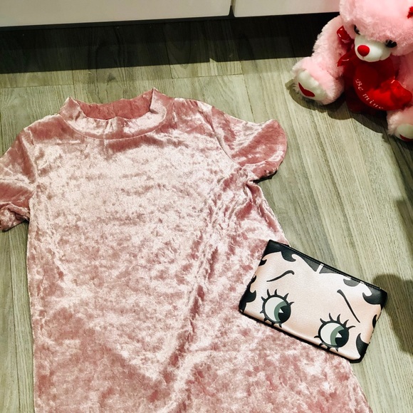 Aqua Crushed Velvet Shift Dress Pink - Picture 2 of 5